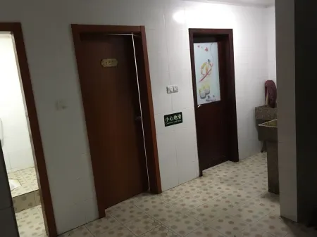Shanghai Jianbo Hostel