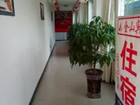 Yilong Jinshan Hotel - Pet friendly