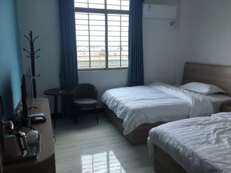 Juntai Hotel Отели рядом с достопримечательностью «Changgangpo Aqueduct, Luoding»