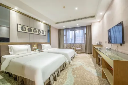 lnsail Hotel (Shenzhen Luohu Railway Station Xiangxi Cun Metro Station)