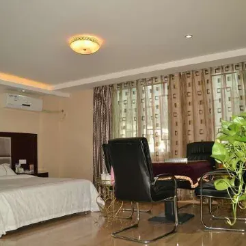 Pingwu Bulaike Business Hotel