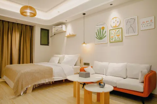 Interesting Apartment (Jinhua Wanda Plaza)