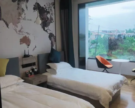 Qin Yunrun Light Luxury Homestay Hotels in Qin County