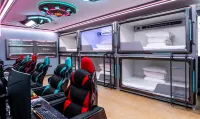 Anshun New World E-sports Hotel - Esports