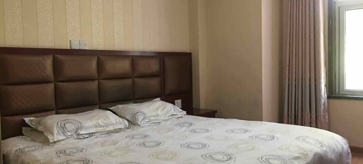 Pinghu Yinjiang Hotel Hotéis em Pinghu