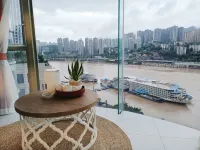 Angela·Angel High-rise River View Homestay (Jiefangbei Hongyadong Branch, Chongqing)