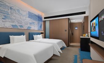 Hampton by Hilton Hefei West Railway Station Sili River