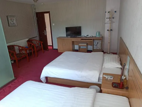 Chengde May Hotel
