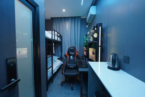 Bangtao Bear E-sports Hotel