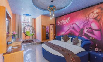 Ninglang Dejin Theme Hotel