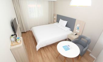 HanTing Hotel (Beijing Dongsi Subway Station)