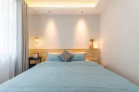 Floral Hotel· Pantaoshu Hotel(Yangshuo West Street Lijiang Branch) - พร้อมระเบียง