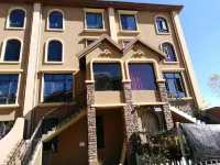Luliang next door Laowang Light Luxury Homestay Hotels in Luliang