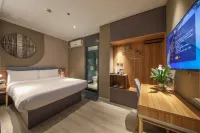 Homeinn · neo (Wuhan Jianghan Road Pedestrian Street) Hotels in Wuhan
