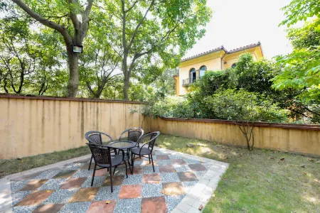 Milake Holiday Villa Отели рядом с достопримечательностью «Mayland Resort Hot Spring»