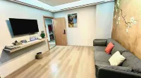 Yunjin Hotel Hotels near Huajiazhuang Railway Station