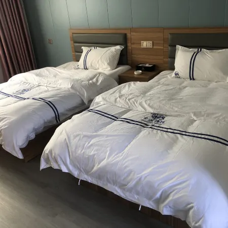 Changfeng Transportation Hotel