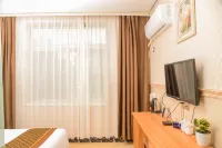 Gongqingcheng Jiangsheng Business Hotel