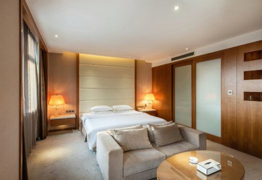 4. HR 이스트 호..