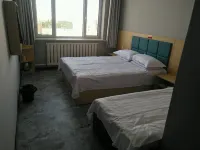 Alxa Zuoqi Zhiqiang Business Hotel - Inns