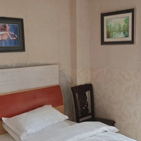 Zhushan Meilin Sauna Hotel