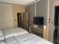 Renhuai Tongcheng Homestay (Moutai Hospital) - Inns