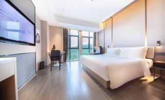 Atour Hotel of Zhuhai Tangjiawan University Town GT Plaza