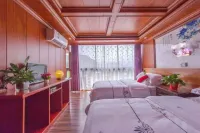 Longsheng Mengli Tongxiang Homestay