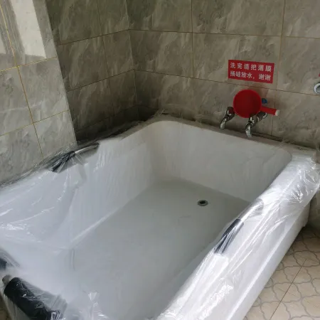 Longtan Hot Spring Hotel