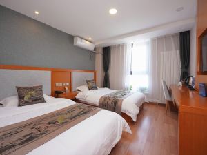 Dongxing Business Hotel