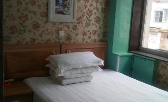 Qingyuan Aijia Business Hotel