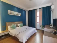 Yunxian Heyunju Hotel