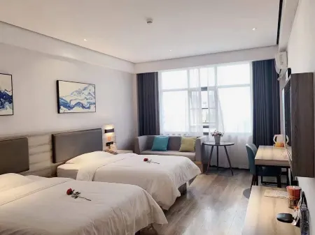 Huarong Xinyue E-sports Hotel