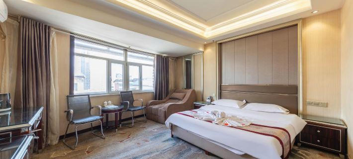 Jinghe Business Hotel Hotele w: Haidong