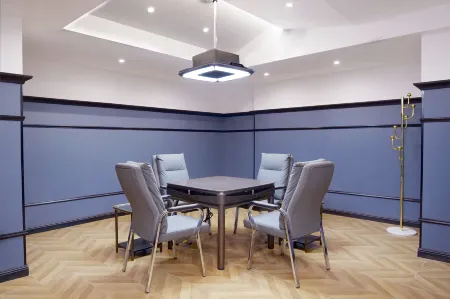 Tiancheng Business Hotel Отели рядом с достопримечательностью «Valley of Flowers Adventure Park»