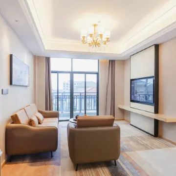 Vienna International Hotel Lufeng South Railway Station