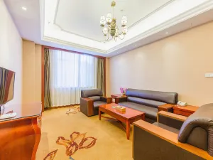 Vienna International Hotel (Alxa)