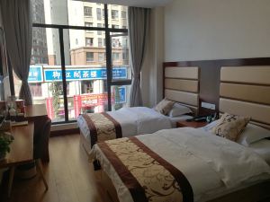 Pingchang Zhongbang Business Hotel