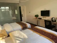 Zhijiang Hongyunlai Business Hotel