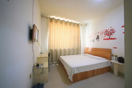 Ruyuan Hotel (Datong Railway Station)