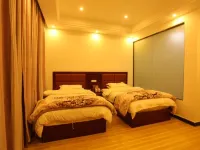 Luoping Yilv Sunshine Chinese Inn