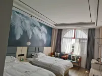Yuhong Jingpin Hotel Hotels near CPC Longchuan Committee Party School