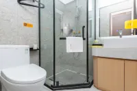IU Hotel (Zigong Sichuan Light Chemical University Libaihe Campus) - 2-Star