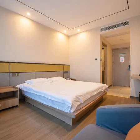 One-stop Hotel on the side of Zhoushan Mountain