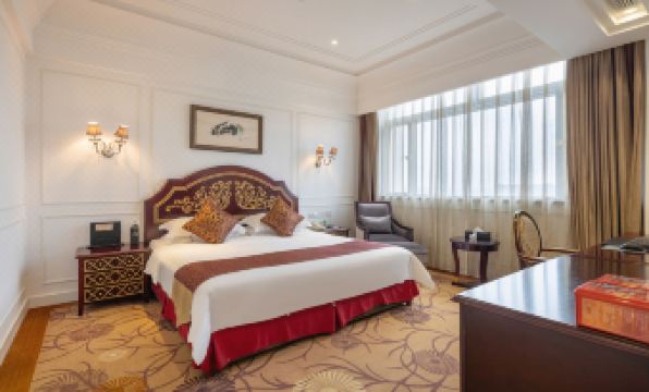 Minhang Julong Hotel