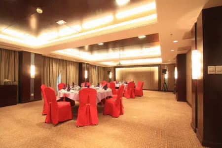 shanghai satisfactory smart hotel Отели рядом с достопримечательностью «Shanghai Foreign Language School Affiliated to Shanghai International Studies University (Pudong Campus)»