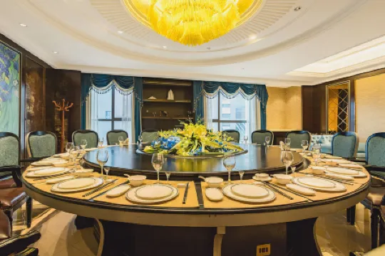 Astral Hotel Отели рядом с достопримечательностью «Kong Xiangxi Residence of Chongqing»