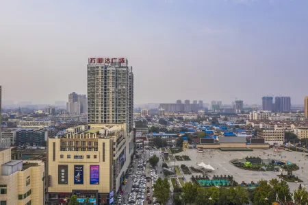 Zhoukou Hotel (Zhoukou Wanshunda Department Store)