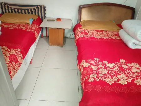 Xiangrong Hotel Отели в г. Цзюйнань