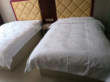 Jingbian Xiangxiang Hotel Отели рядом с достопримечательностью «The Wave Valley Scenic Area»